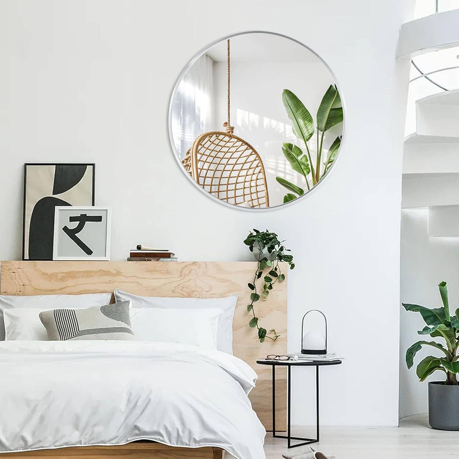 32 Inch Silver Metal Framed Round Bathrrom Mirror for Wall