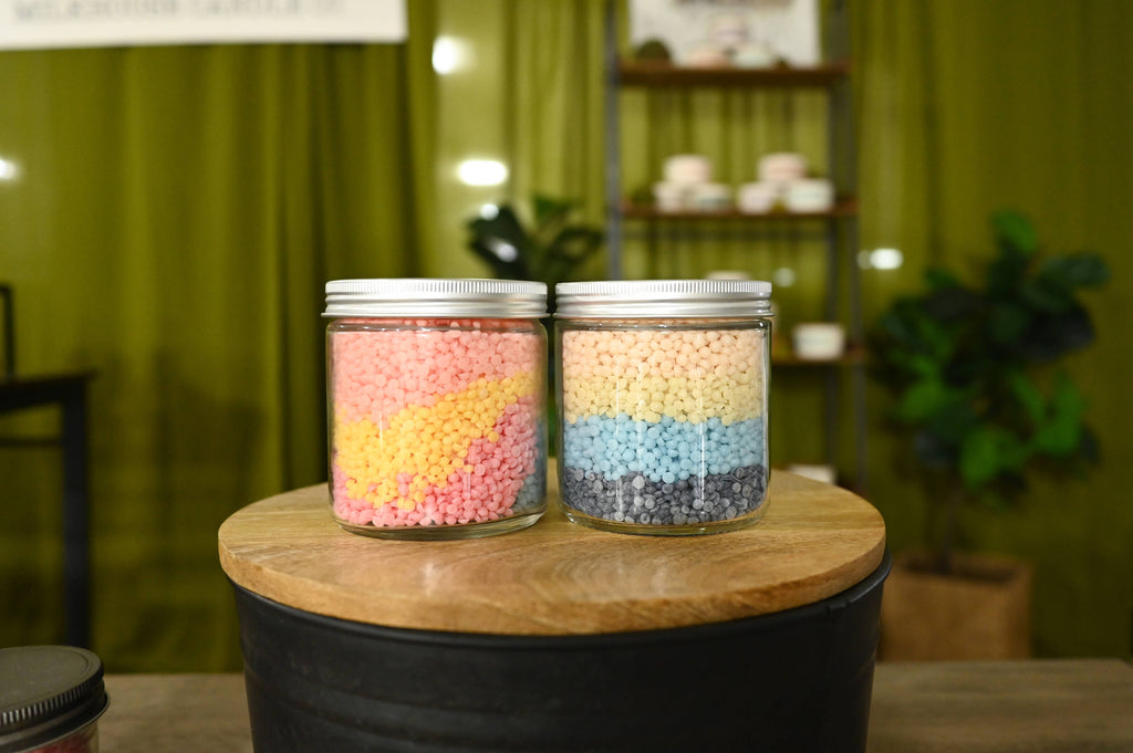Candle Bar - 10 oz Glass Wicked Jar with Lid