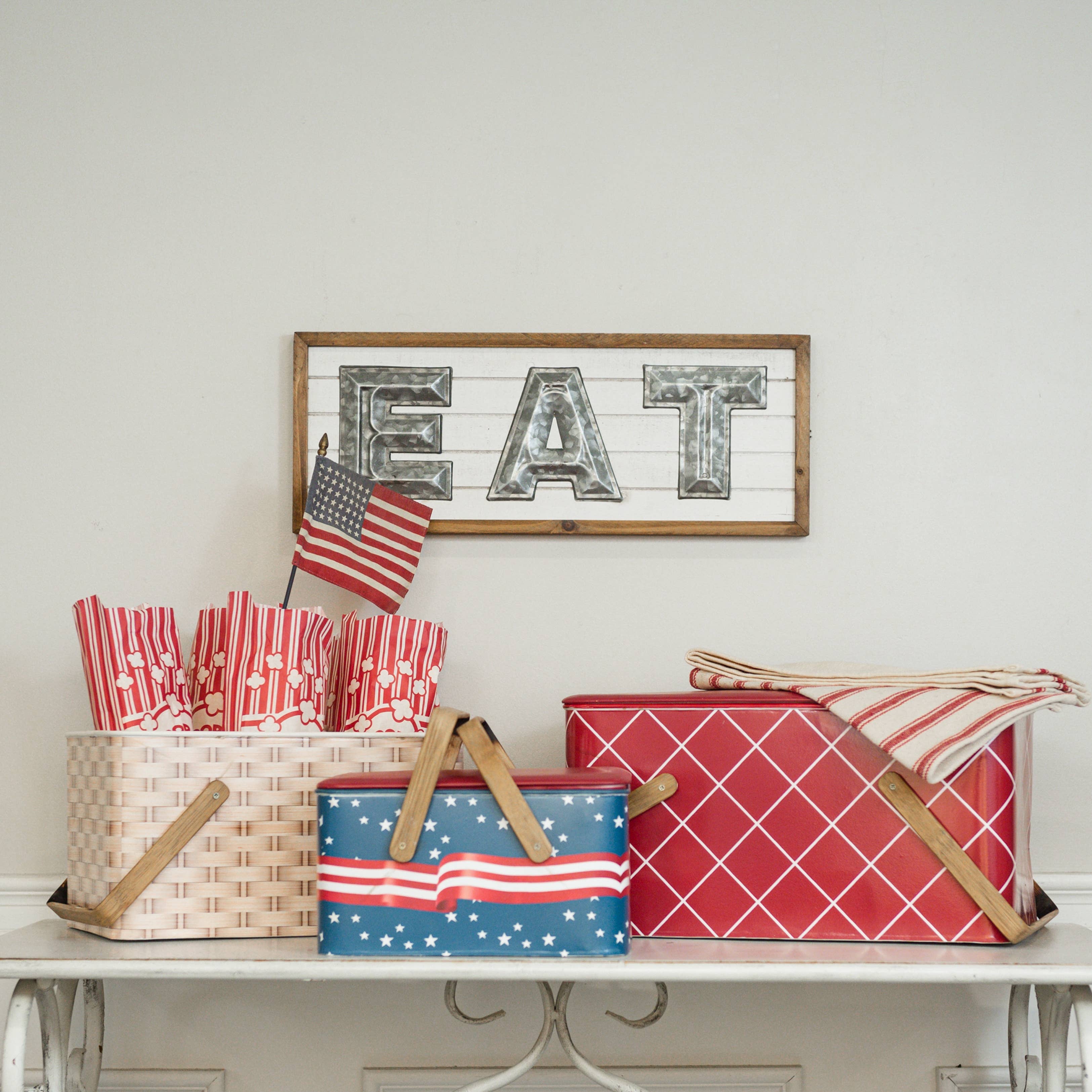 SET/ 3 RED, WHITE & BLUE PICNIC BASKETS