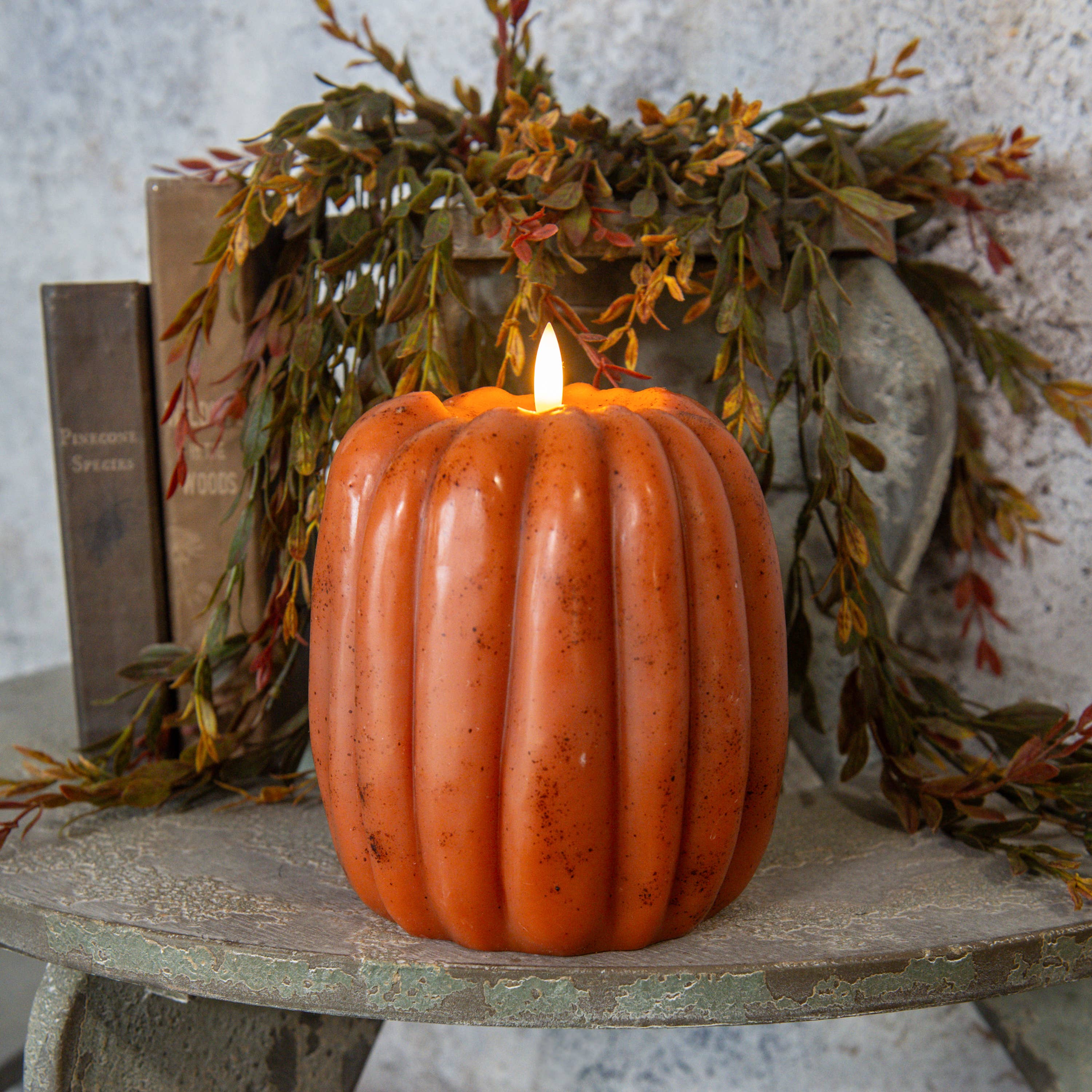 6.5" ORANGE 3D FLAME PUMPKIN CANDLE
