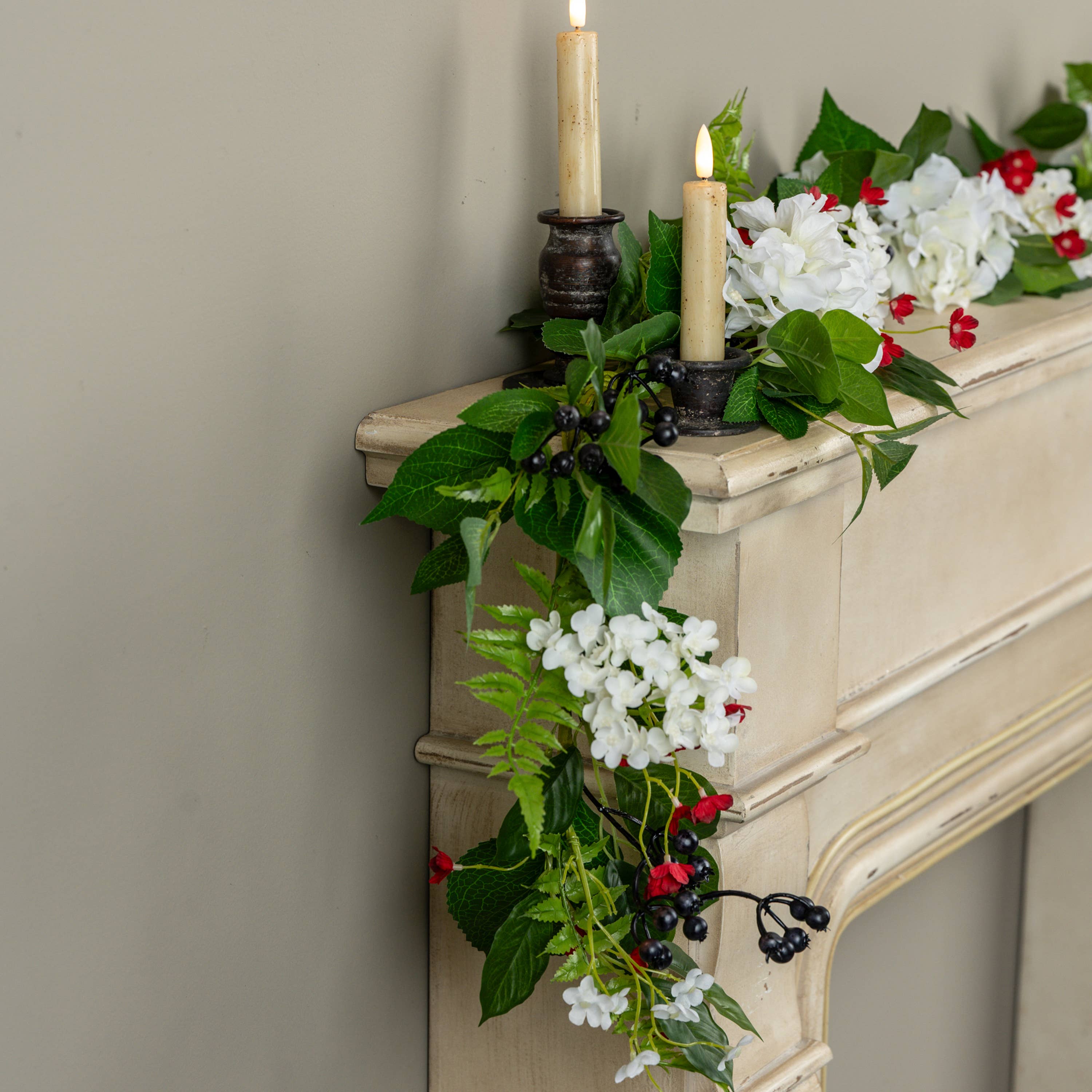 5' RED, WHITE & BLUE BERRY & HYDRANGEA GARLAND
